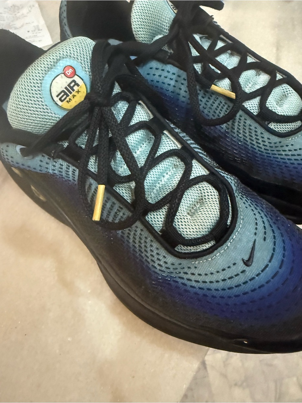 Nike AirMax Dn Blue Gradient Mesh Sneakers - Picture 2 of 6